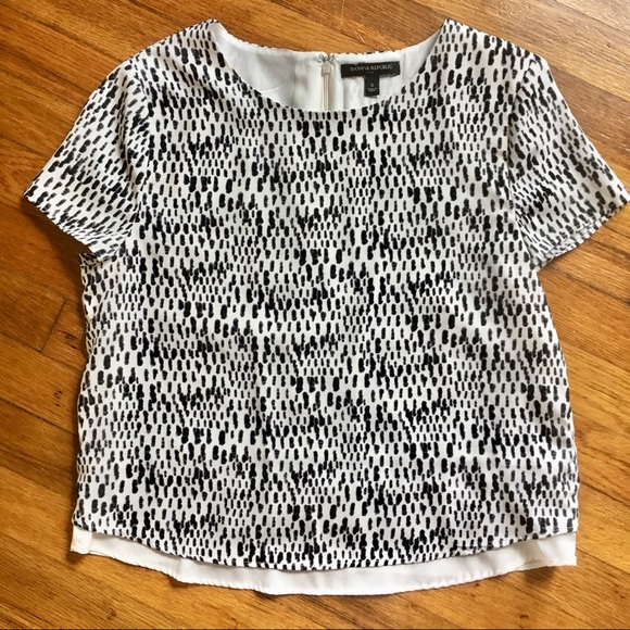 Banana Republic Tops - [Banana Republic] EUC Short sleeve